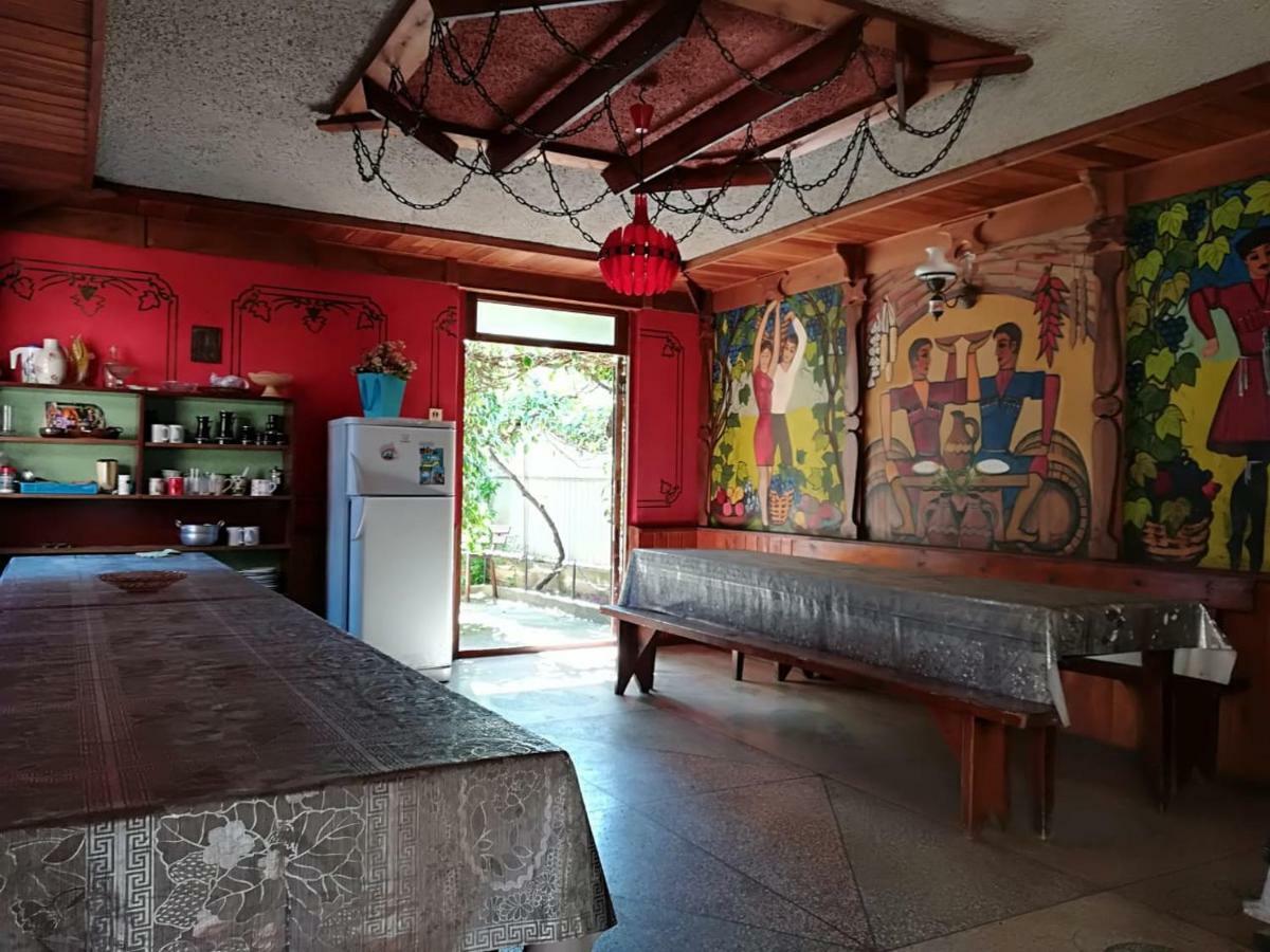Runo Guest House Gagra Exterior foto